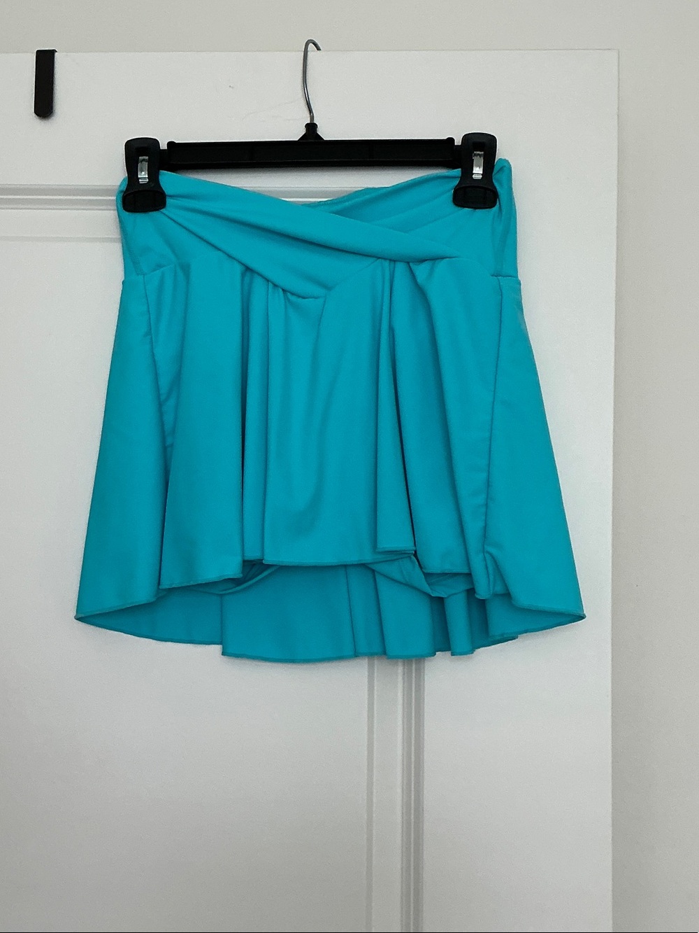 HALARA Turquoise Crossover Waist High-Low Skater Skirt